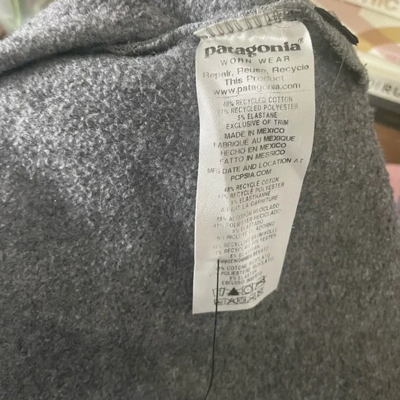 Patagonia sweatshirt - Picture 4 of 5